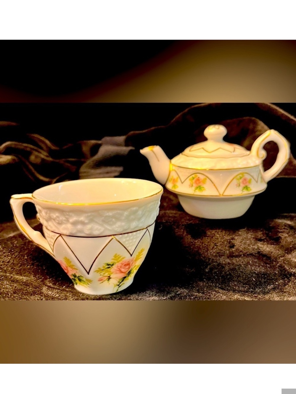 Vintage Summco Miniature Porcelain Tea Set White Pink Roses Gold Trim Teacup
